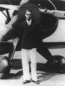 howard-hughes-393741_1920